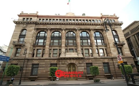 BdeM将利率下调四分之一个百分点，现为7%（Banco de México）