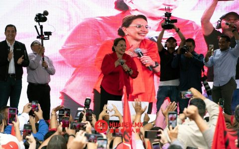 希奥玛拉·卡斯特罗（Xiomara Castro）领导左翼抗议 反对洪都拉斯“选举舞弊”