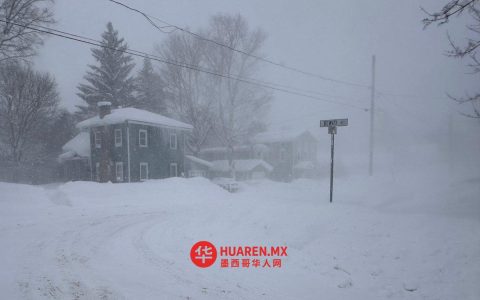 美国遭遇强冬季风暴 超万架航班取消