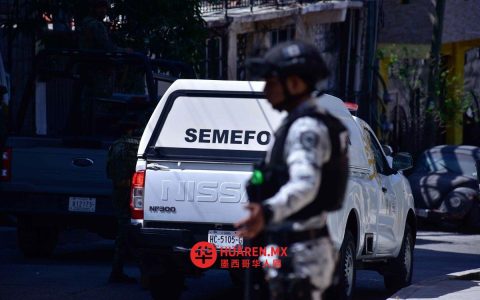 阿卡普尔科武装分子枪杀一名市政警察