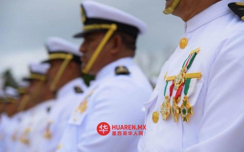 被控参与“huachicol”非法贩油的海军中将致信总统