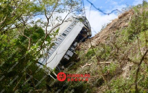 瓦哈卡州跨洋列车脱轨事故致司机与乘务员被起诉