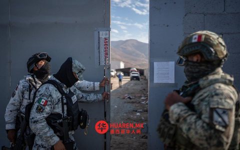 纳亚里特州阿瓦卡特兰（Ahuacatlán）一建筑内查获2300升非法烈酒“huachicol”
