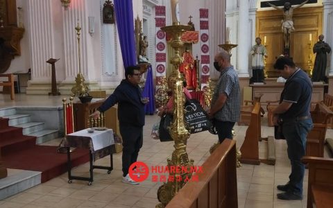 塔帕蒂奥斯居民参加“灰烬星期三”活动，拉开四旬斋序幕