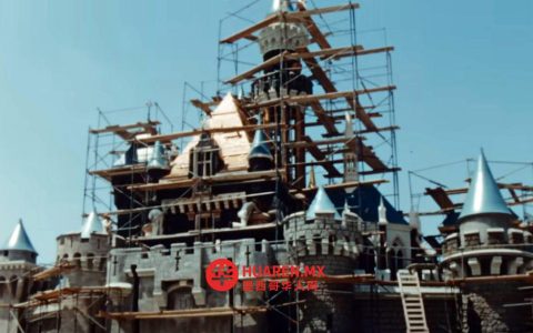 《迪士尼乐园：手工打造》揭秘乐园建造全过程