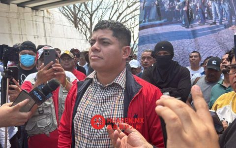 抗议者重开“Autopista del Sol”高速公路，此前要求社区警察停止执法