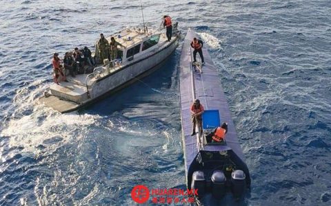 墨、法属波利尼西亚与萨尔瓦多联合执法查获17吨可卡因
