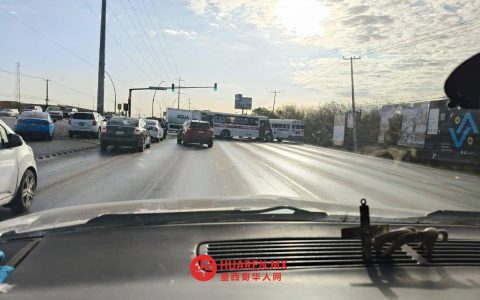 雷诺萨经历枪声、轮胎焚烧与道路封锁后迎来新的一天