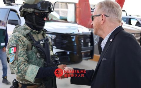 美国大使哀悼在“门乔”行动中遇难的军人