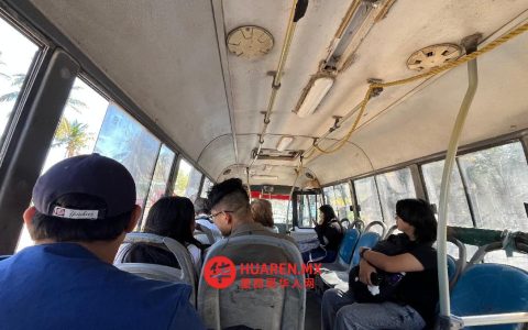 这种交通工具靠绳索驱动，且无车门