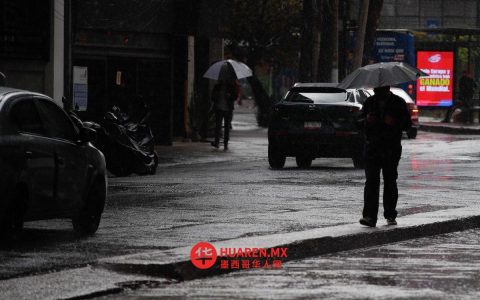墨西哥城10个区因强降雨启动黄色预警
