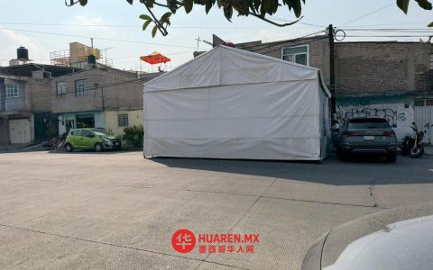 他们解雇了伊万（Iván），圣安东尼奥阿巴德（San Antonio Abad）建筑倒塌事故中遇难的三名工人之一。