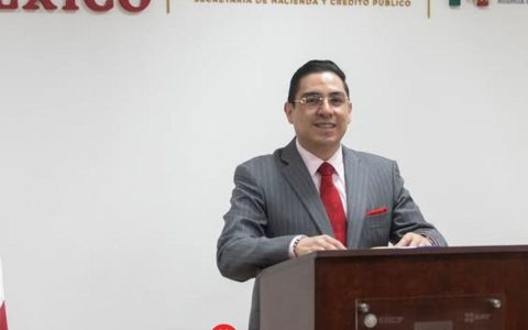 欧盟撤销前海关调查官员托纳蒂乌·马尔克斯（Tonatiuh Márquez）签证，涉奢侈手表非法活动