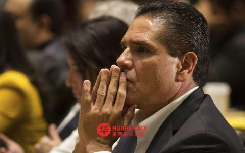 米却肯州对前州长西尔瓦诺·奥雷奥莱斯（Silvano Aureoles）发出逮捕令，涉嫌谋杀与酷刑