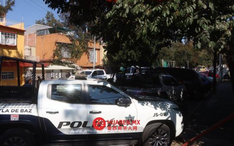 埃多梅克斯州警方实时追踪找回被盗车辆并归还车主