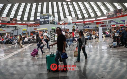 他们要求墨西哥内政部（INM）否决在货运中心拘留移民的做法。