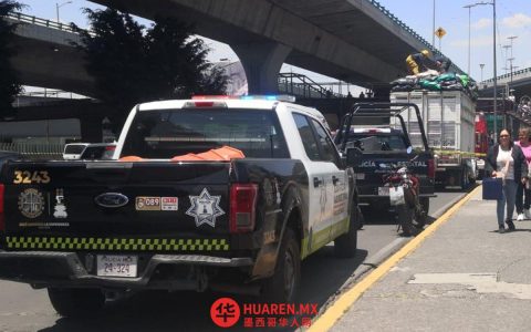 纳乌卡尔潘一垃圾车桥上翻覆，两名清洁工不幸遇难