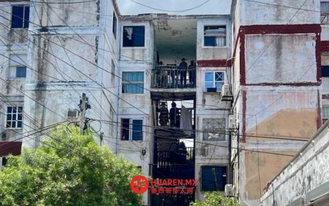 一名女子在坎昆住宅楼楼梯坍塌事故中从六楼坠落